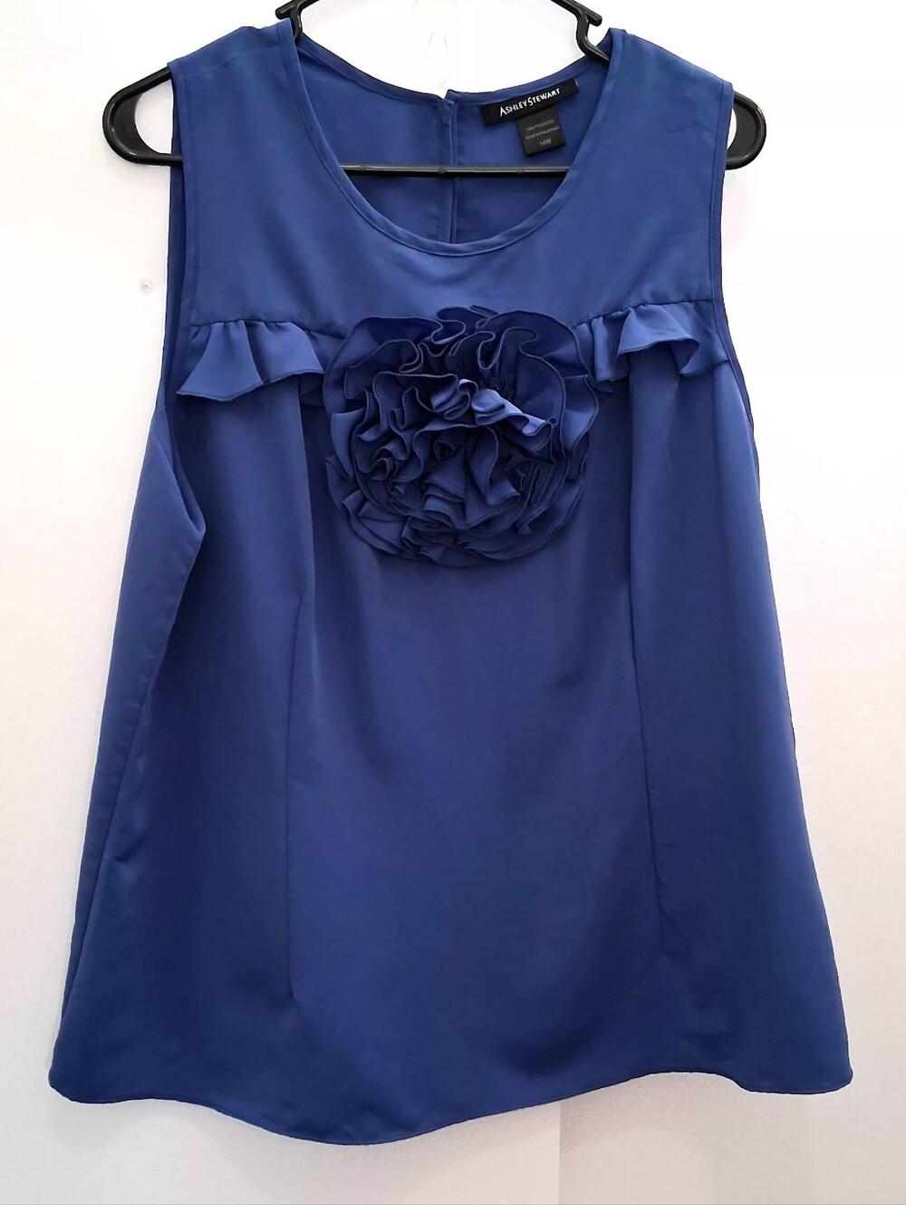 Ashley Stewart Royal Blue Sleeveless Ruffle Rosette Top Size 14W Fit Large/XL